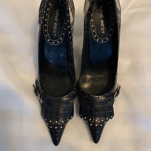 Size 8 Nine West pumps